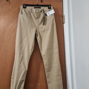 NWT J Brand High Rise Women Jeans in Beige